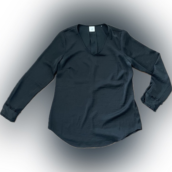 CAbi classic black v neck blouse ruffle sleeves - Picture 2 of 3